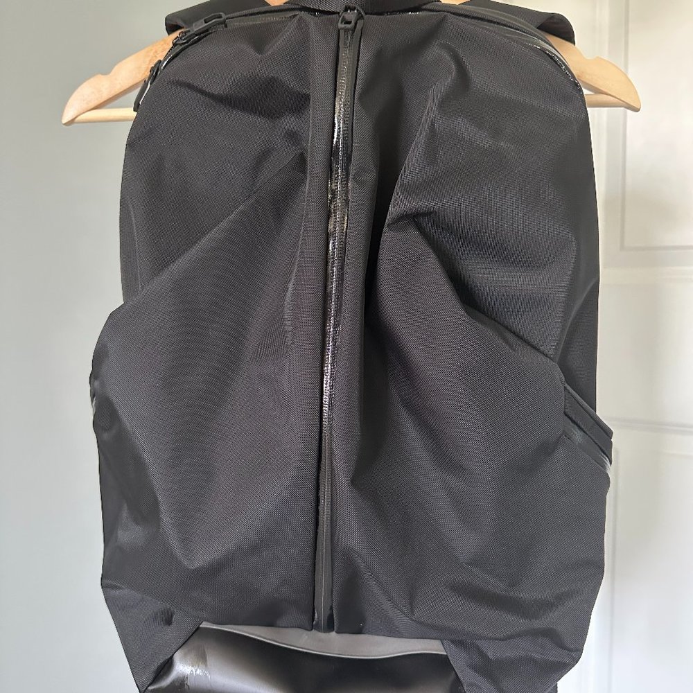 Lululemon Mens Para Backpack 23L Black